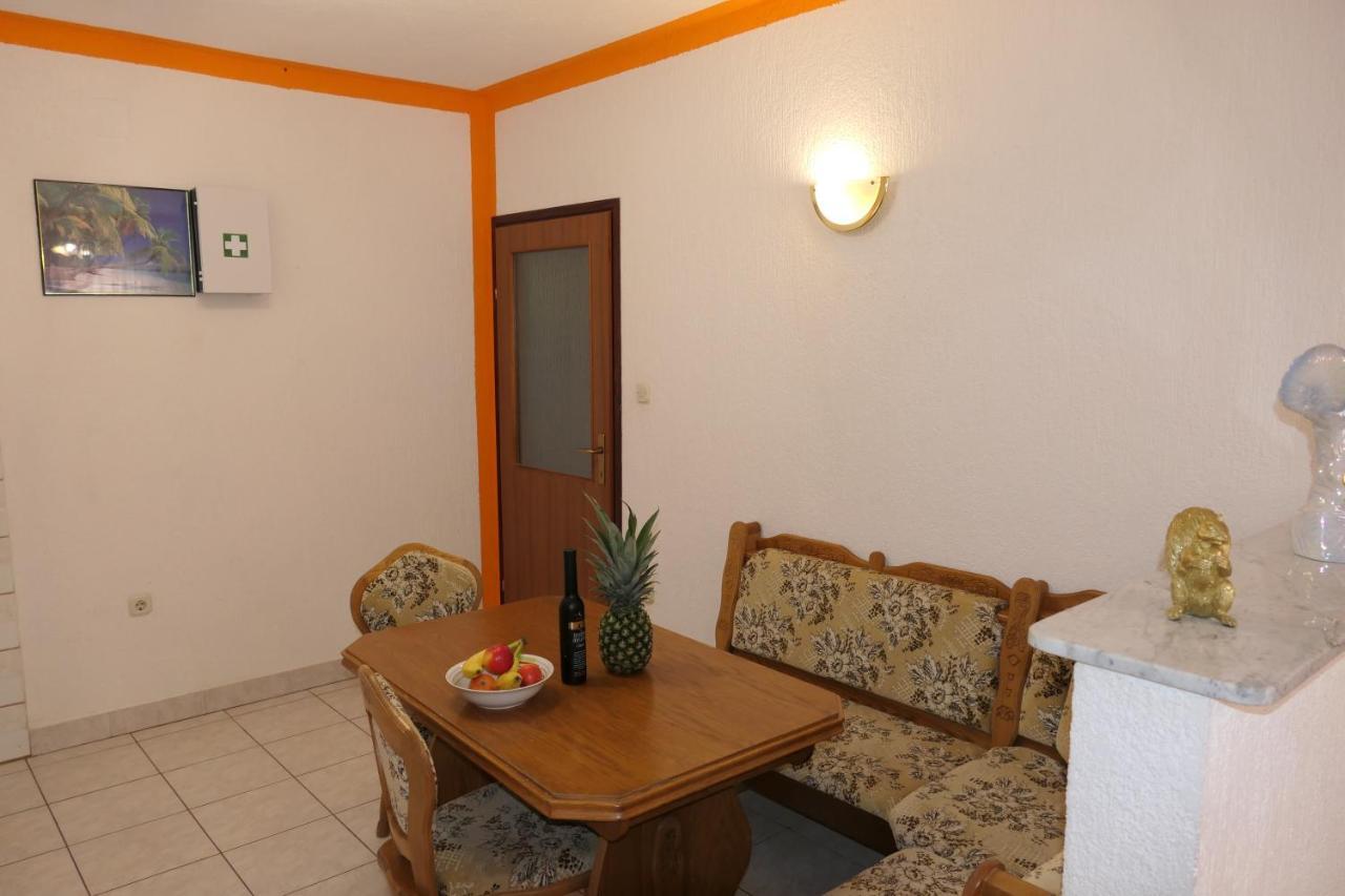 Apartments And Rooms Juki Senj  Bagian luar foto