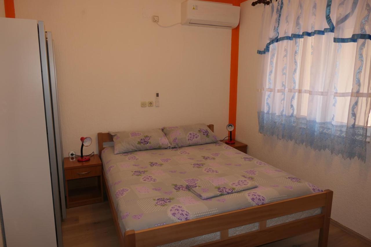 Apartments And Rooms Juki Senj  Bagian luar foto