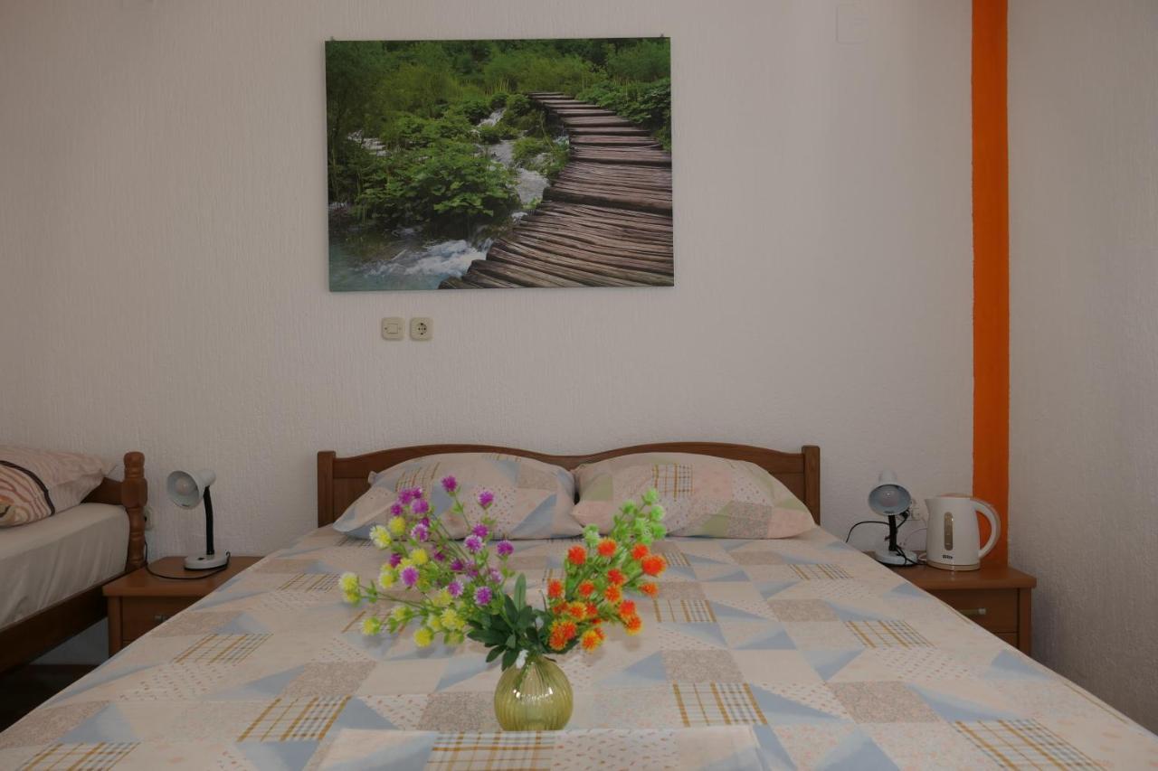 Apartments And Rooms Juki Senj  Bagian luar foto