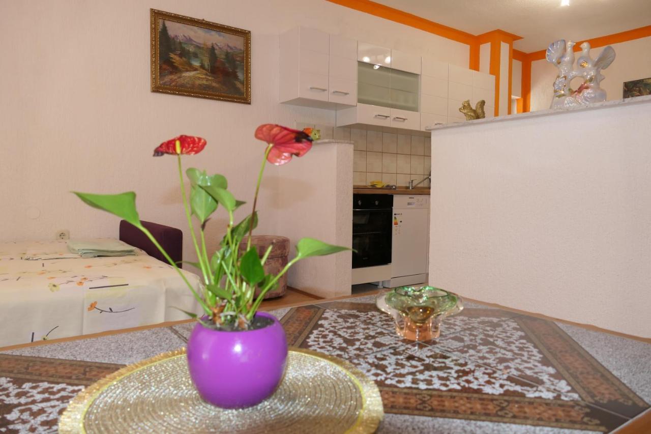 Apartments And Rooms Juki Senj  Bagian luar foto
